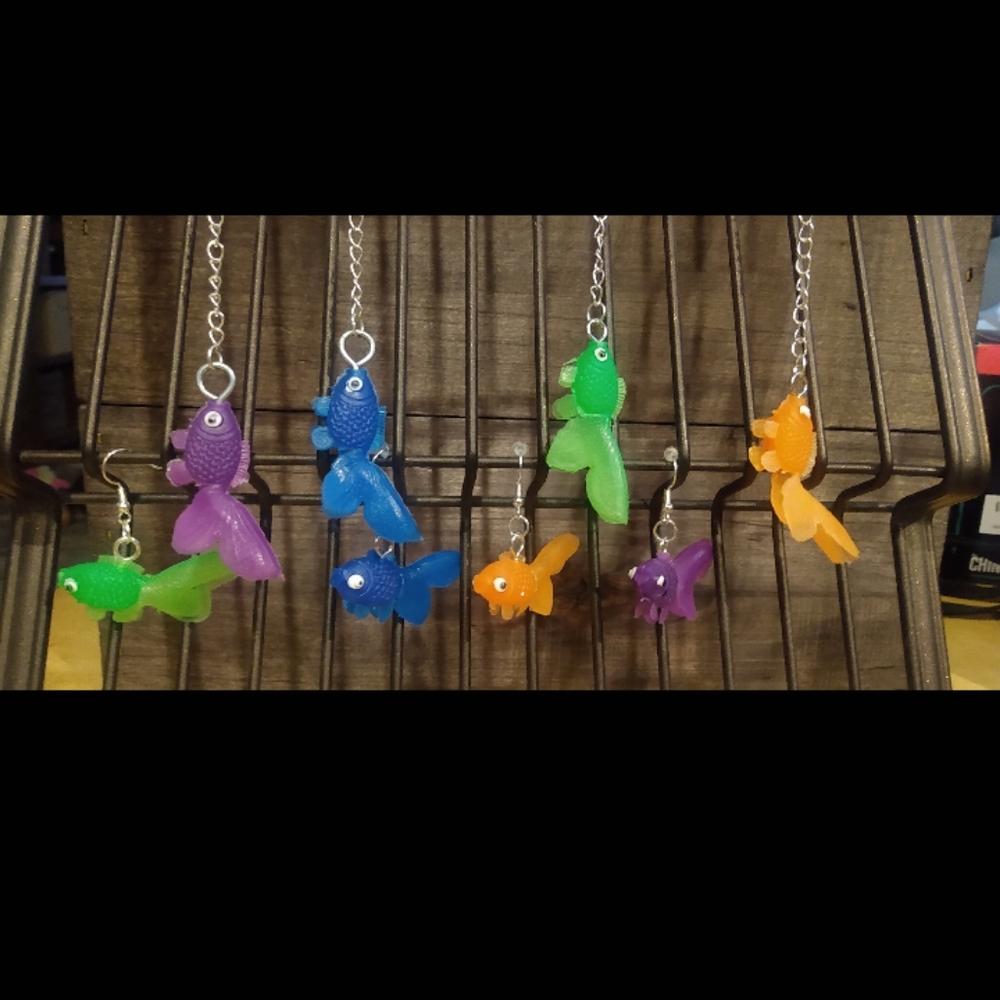 *MTO Retro Fish Asymmetrical Earrings. Glow in the dark!